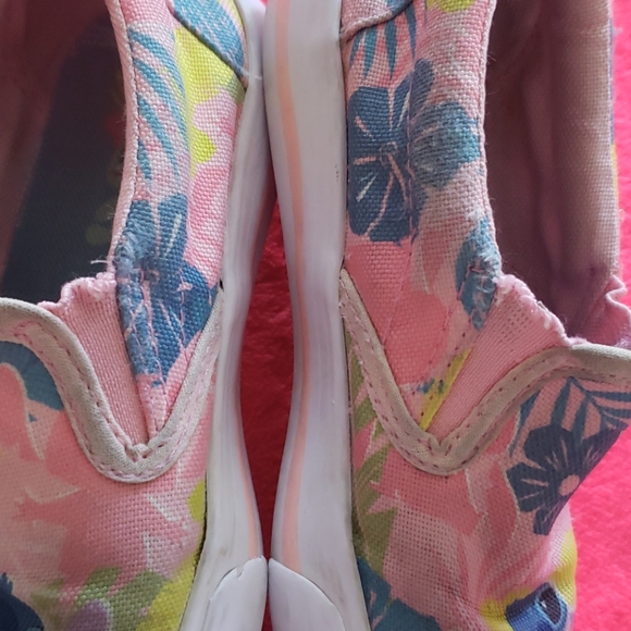 🩷 Disney Slip on Stitch Shoes 💗 - Picture 8 of 9